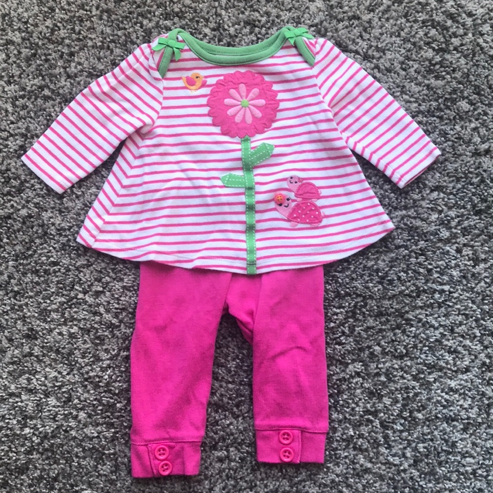 Gymboree matching set